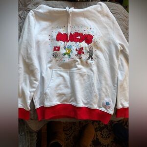 White Hoodie with Red Accents MACY’s Parade *VINTAGE*
SIZE S    NWT.  COOL CATS